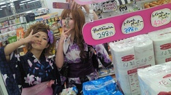 2011061104230000